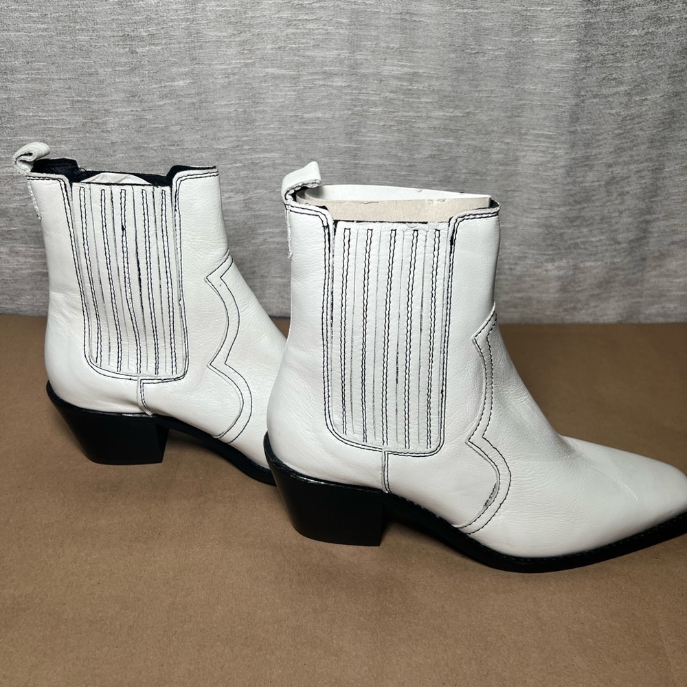 Urban Outfitters White Western Chelsea Boots Size 37 - Picture 7 of 15